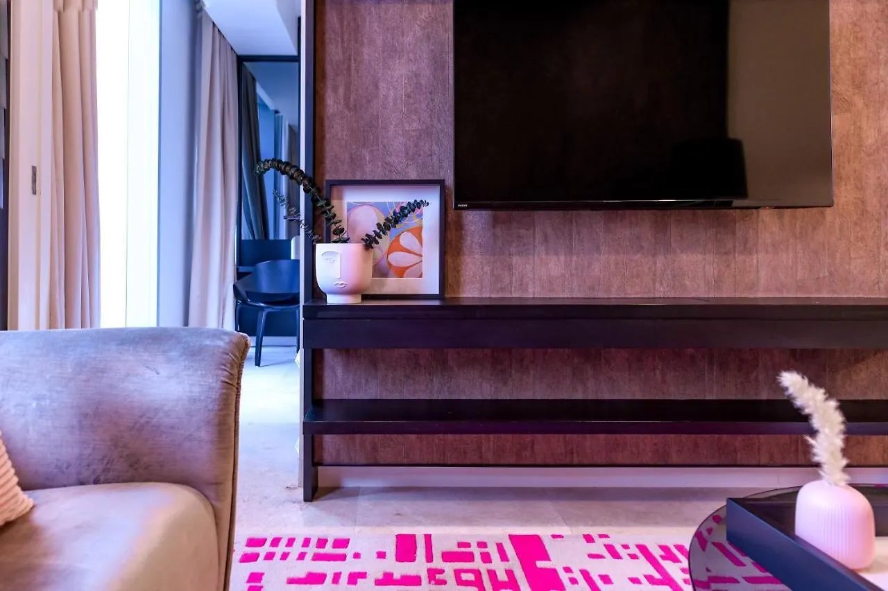 Tropicana The Residences - Klcc View Luxury Apartment Collections Kuala Lumpur