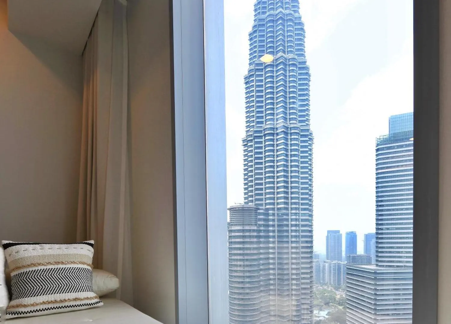 Tropicana The Residences - Klcc View Luxury Apartment Collections Kuala Lumpur 0*,  Malaysia