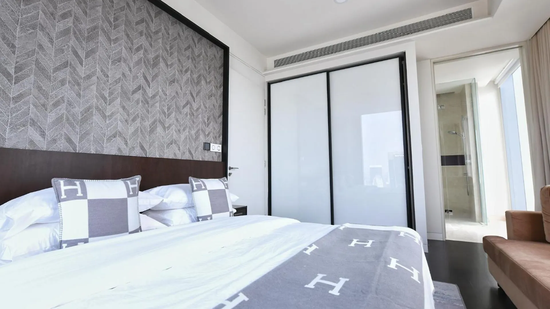 Tropicana The Residences - Klcc View Luxury Apartment Collections Kuala Lumpur Malaysia
