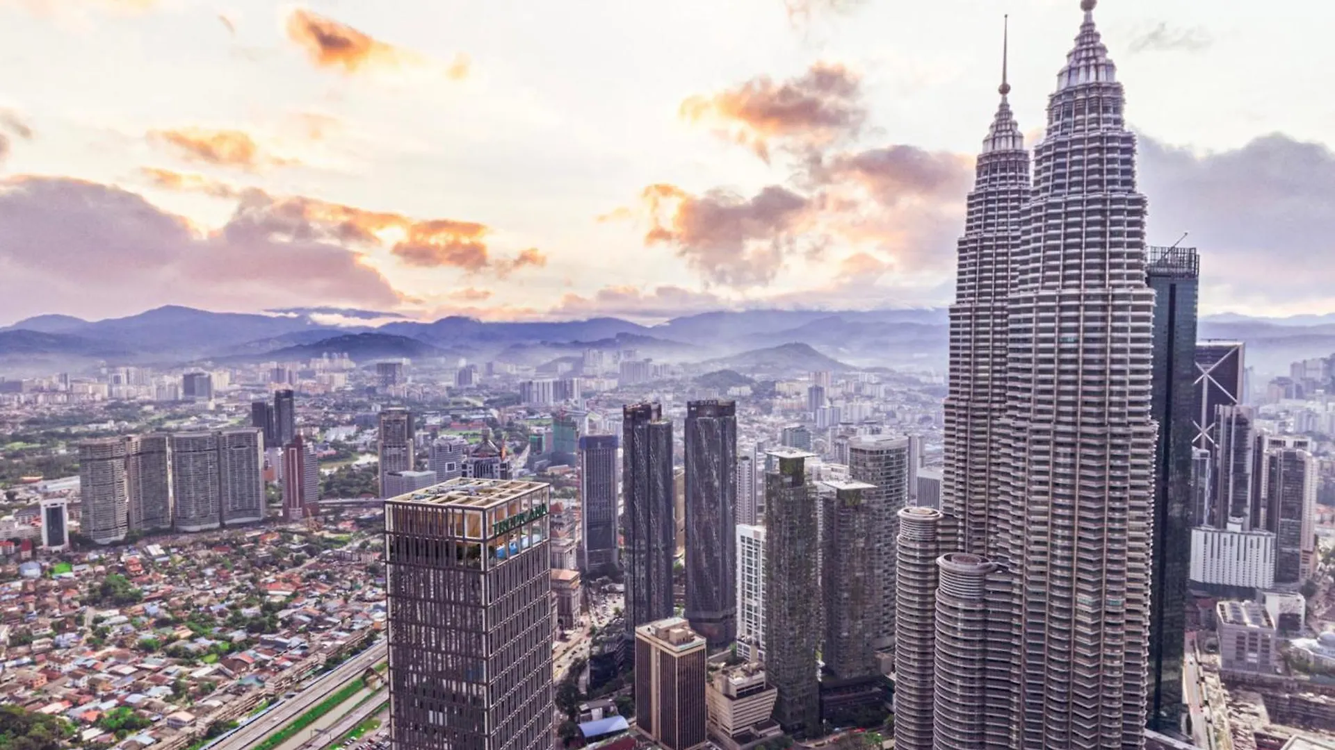 Tropicana The Residences - Klcc View Luxury Apartment Collections Kuala Lumpur