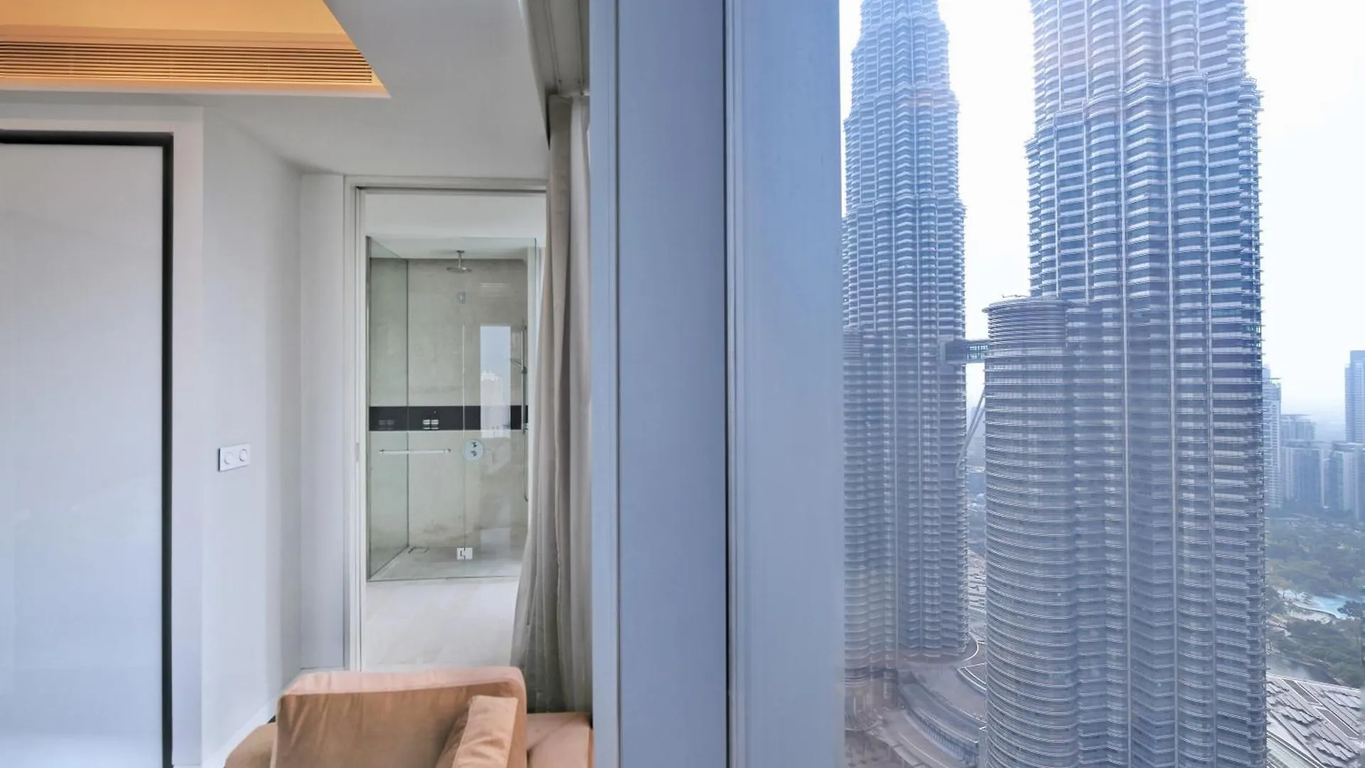 Tropicana The Residences - Klcc View Luxury Apartment Collections Kuala Lumpur