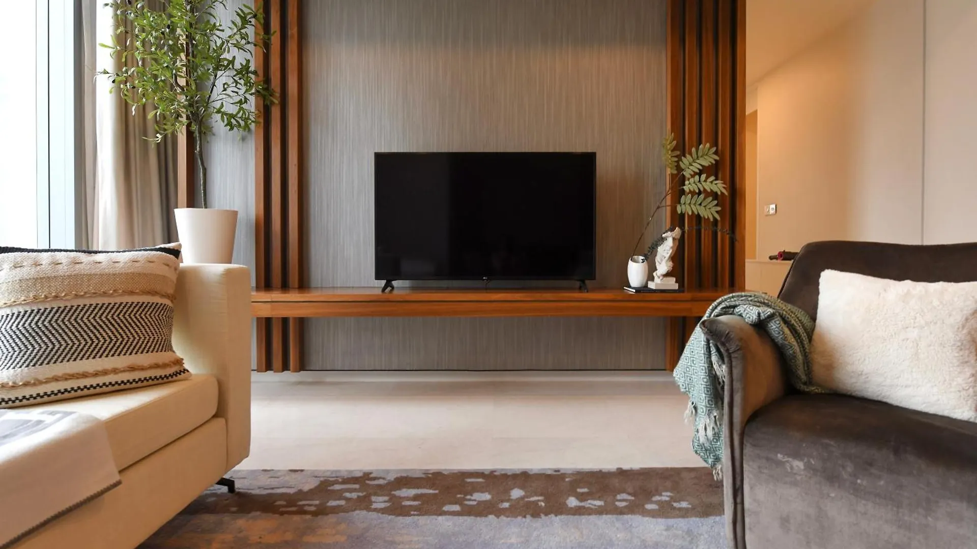 Tropicana The Residences - Klcc View Luxury Apartment Collections Kuala Lumpur Malaysia